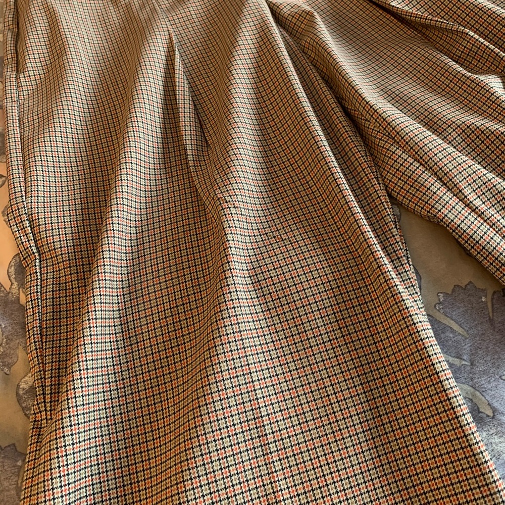 Riley & Rae Gaucho Crops - Picture 2 of 6